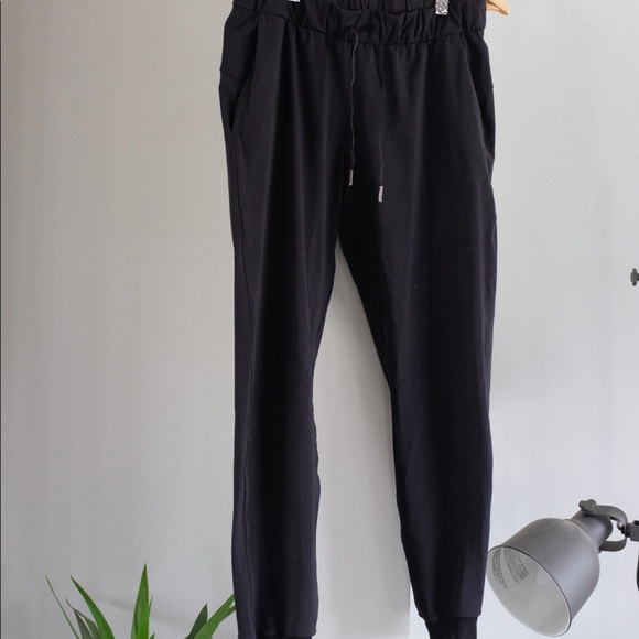 lululemon athletica Pants - Lululemon On the Fly Jogger